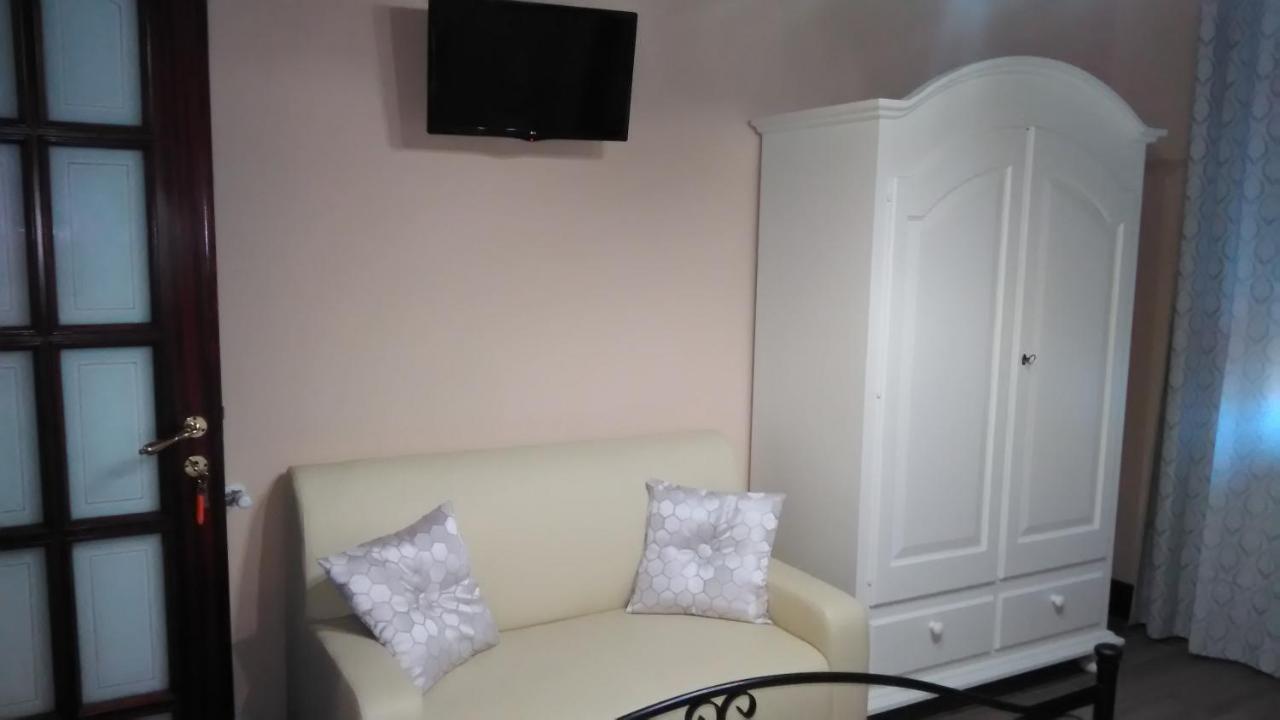 Perla Del Mare Bed & Breakfast Bari Bagian luar foto